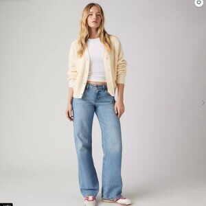 Levi's Low Loose Women's Jeans - Size 27 - 30 Inseam - Good Grades Wash - NWT
